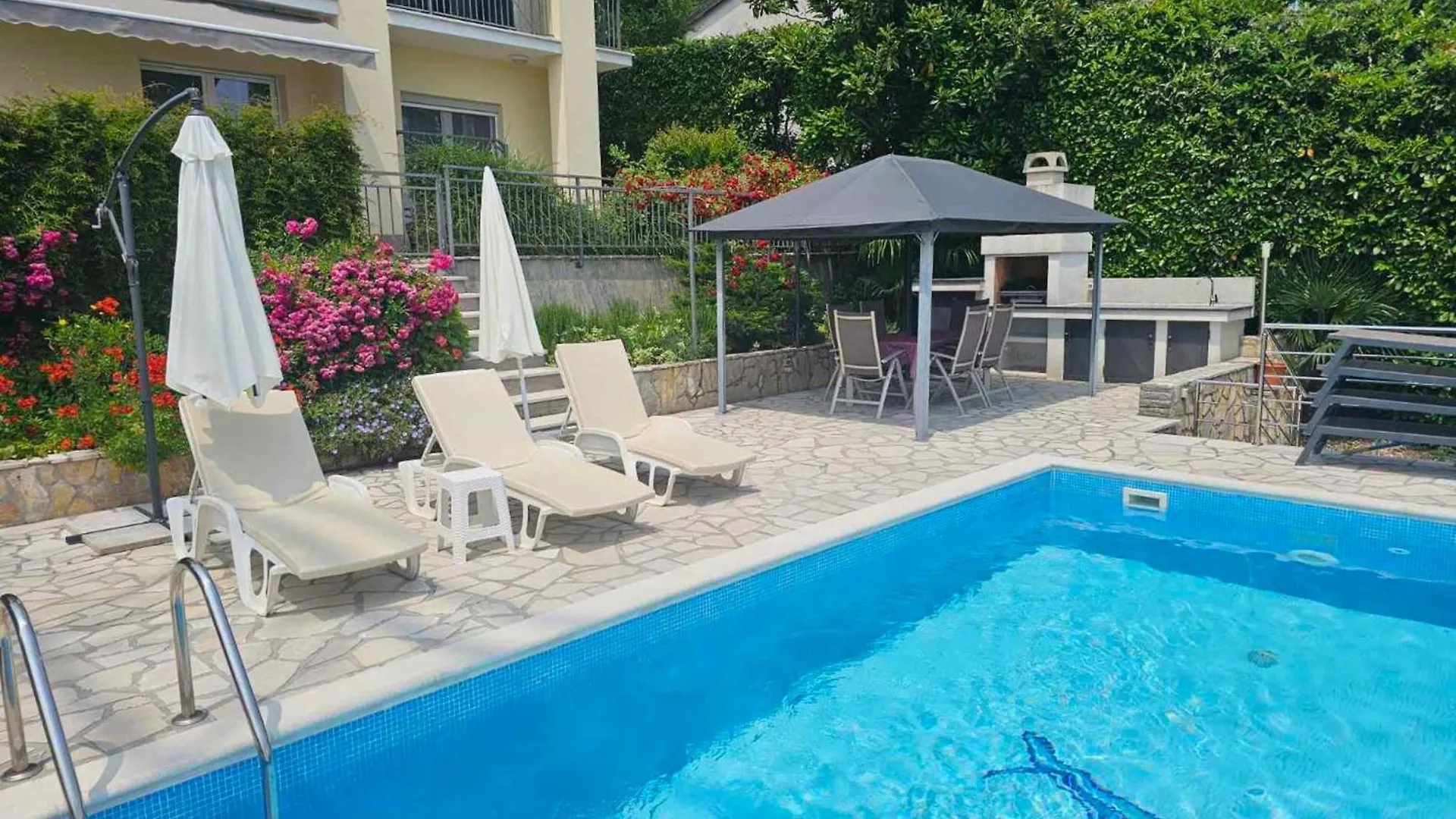 Apartment Near Opatija Port In Volosca