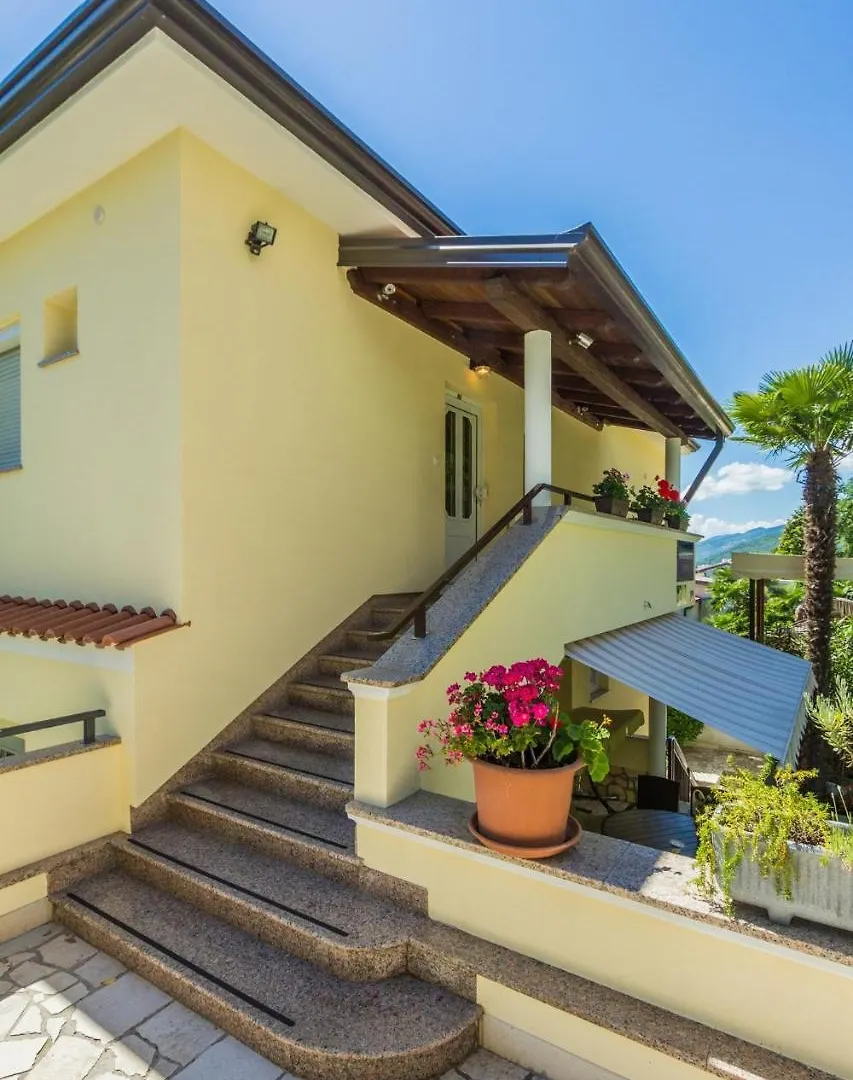 Apartment Near Opatija Port In Volosca Κροατία
